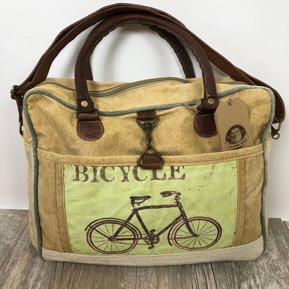 **SOLD** The Barrel Shack | Messenger Canvas Bag - Picture 5 of 8